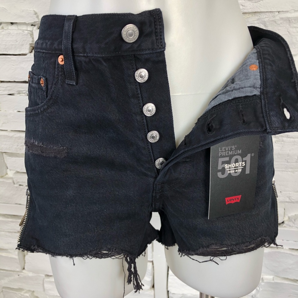 Levi’s 501s Zip Your Lip High Waisted Denim Short - Picture 4 of 7